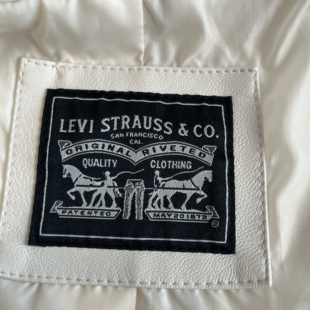 PU Cream Levi Jacket - Picture 10 of 12